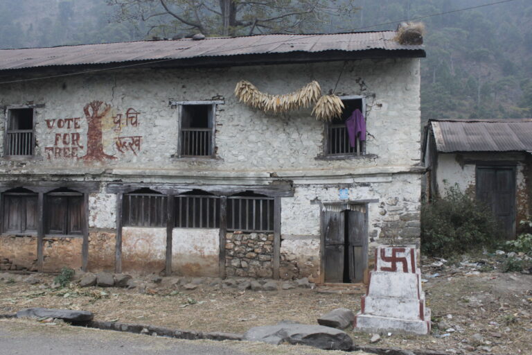 Village house Central Nepal tour 03